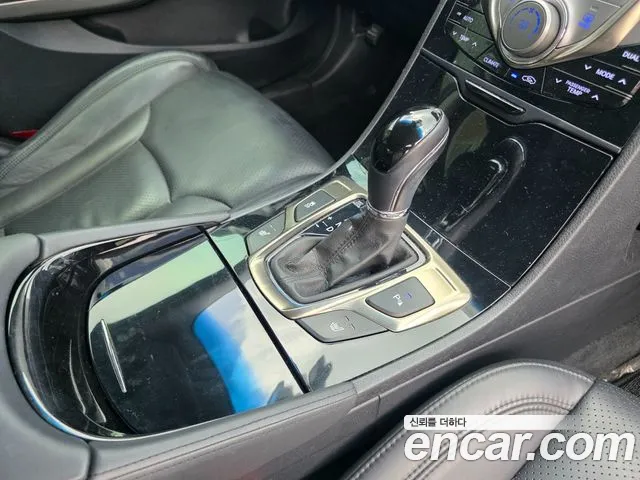 Hyundai Grandeur 2011 thumb 8