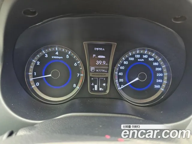 Hyundai Grandeur 2011 thumb 10