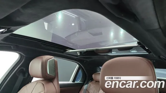 BMW 7 серии 2023 thumb 3