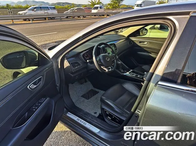 Renault SM6 2016 thumb 3