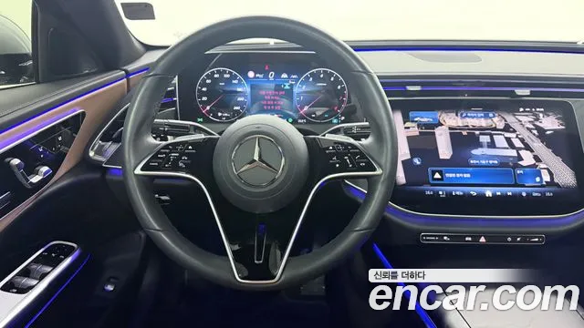 Mercedes-Benz E-Class 2024 thumb 2