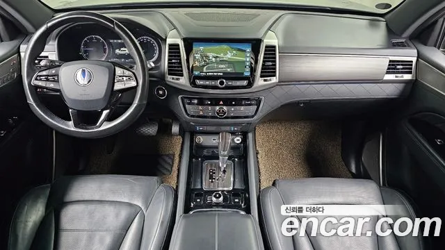 KGM Rexton 2017 thumb 11
