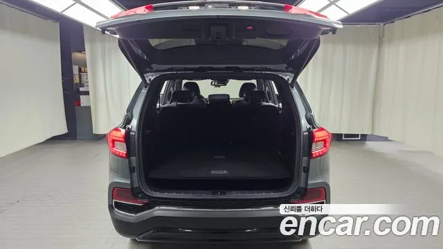 KGM Rexton 2017 thumb 12