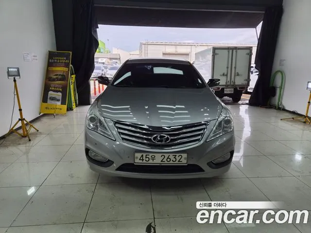 Hyundai Grandeur 2012 thumb 12