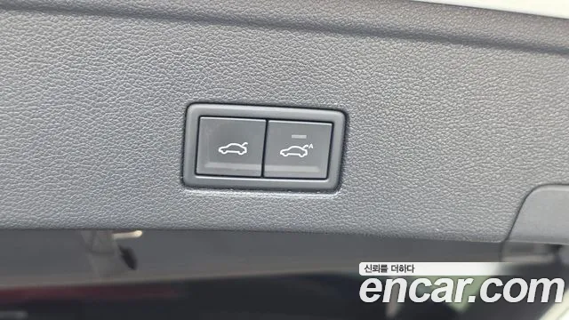 Volkswagen 3 2021 thumb 3