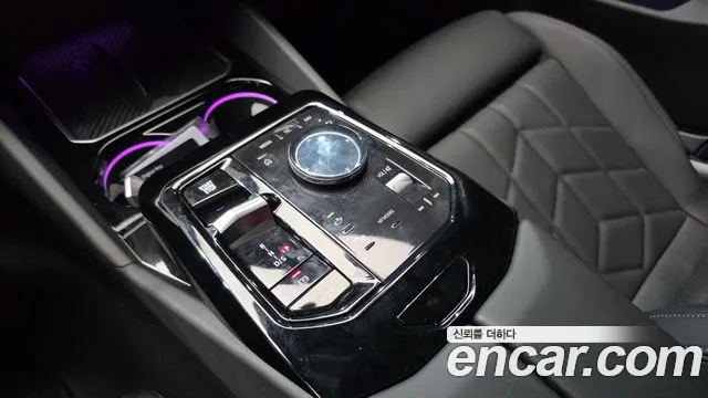 BMW 5 серии 2025 thumb 12