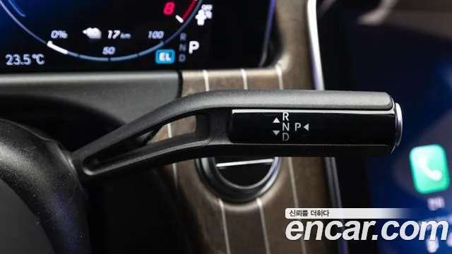 Mercedes-Benz E-Class 2025 thumb 9