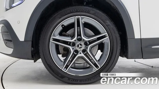 Mercedes-Benz GLB 2023 thumb 10