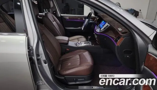 Hyundai Genesis 2009 thumb 8