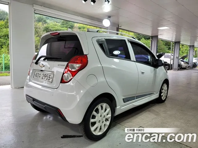 Chevrolet Spark 2015 thumb 9