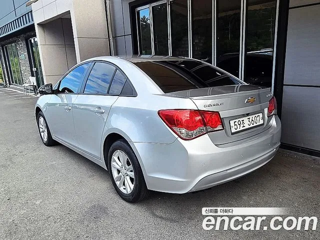 Chevrolet Cruze 2013 thumb 2