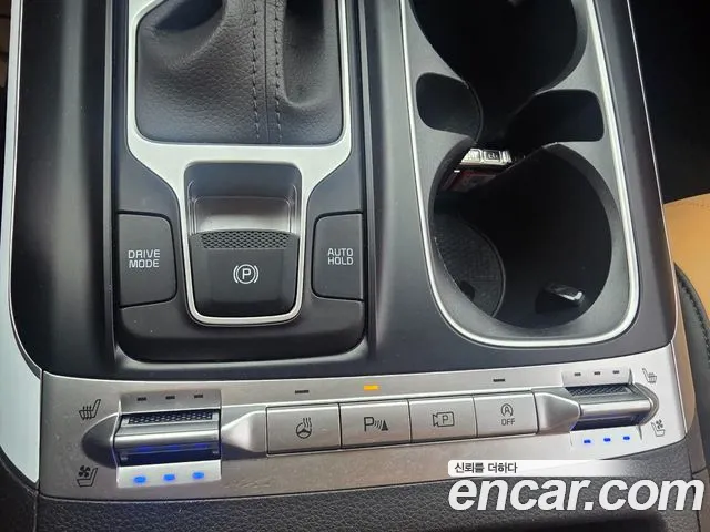 Kia Carnival 2022 thumb 4