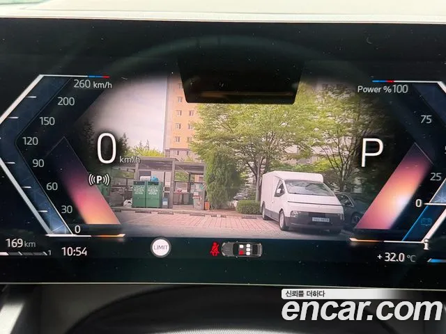BMW 5 серии 2024 thumb 9