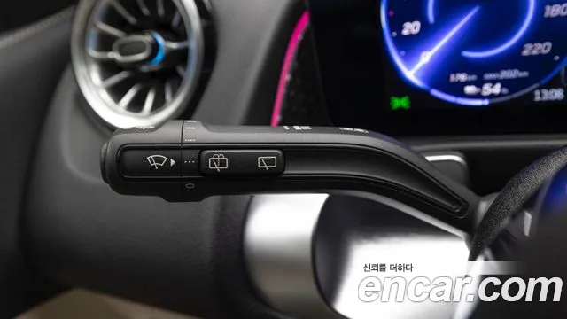 Mercedes-Benz EQB 2025 thumb 11