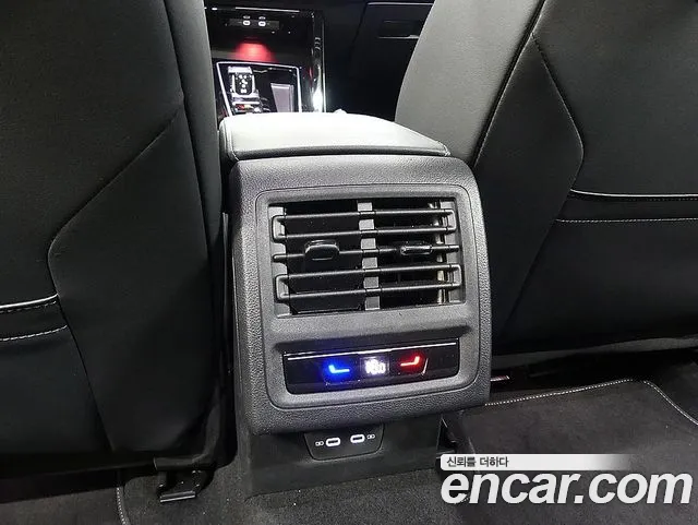 Volkswagen Golf 2026 thumb 6