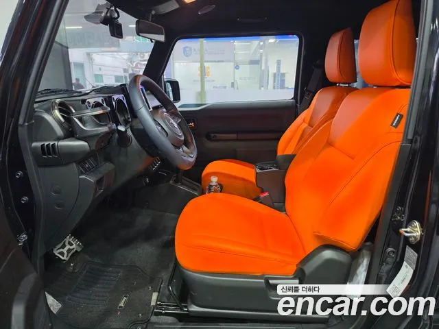 Suzuki Jimny 2025 thumb 9