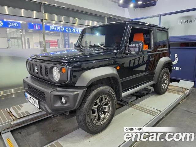 Suzuki Jimny 2025 thumb 2