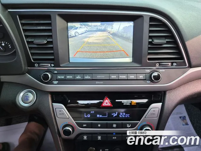 Hyundai Avante 2017 thumb 2
