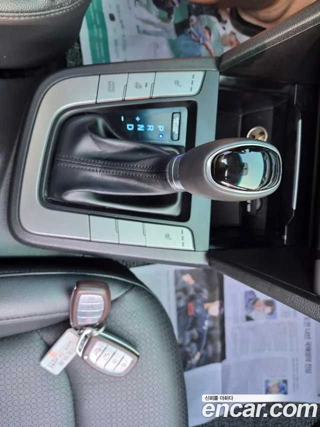 Hyundai Avante 2017 thumb 9