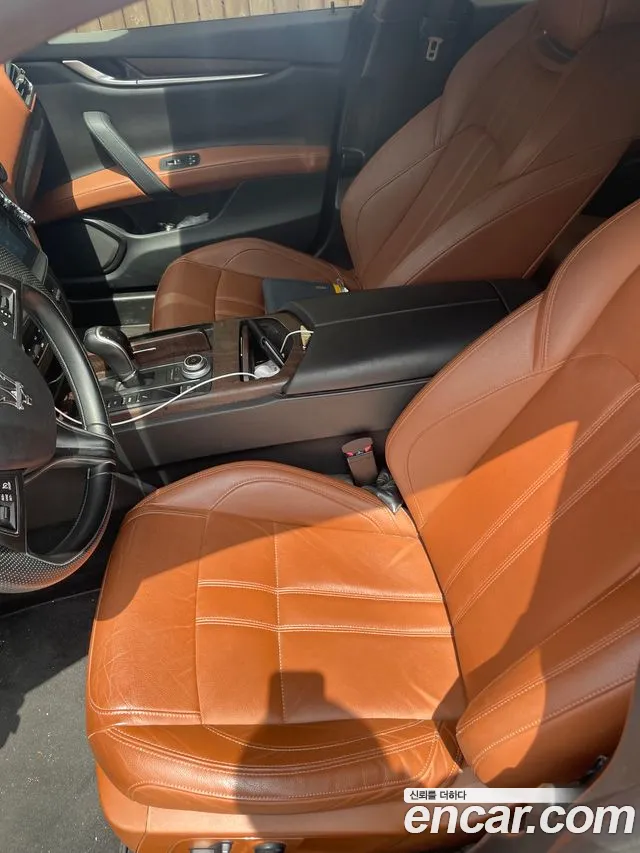 Maserati Ghibli 2018 thumb 2