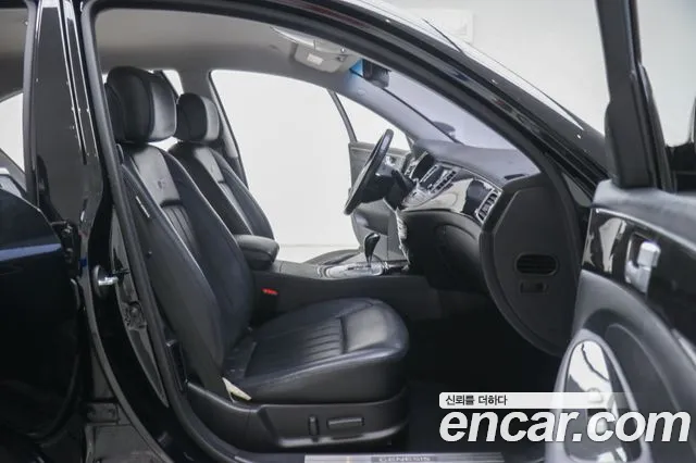 Hyundai Genesis 2013 thumb 2