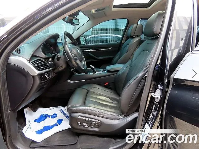 BMW X6 2015 thumb 10