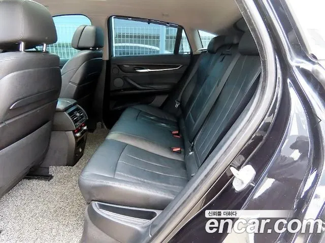 BMW X6 2015 thumb 9