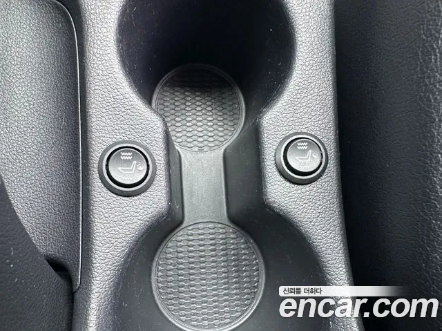 Hyundai Venue 2019 thumb 11