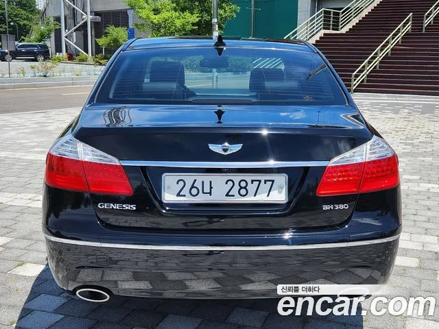 Hyundai Genesis 2008 thumb 10