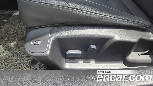 Renault SM5 2016 thumb 12