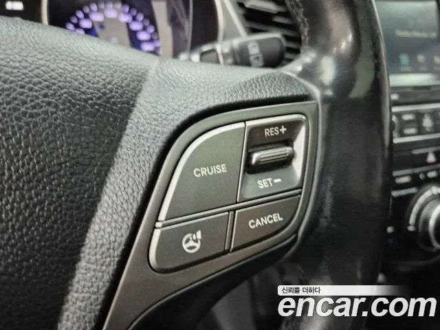 Hyundai Санта Фе 2015 thumb 11