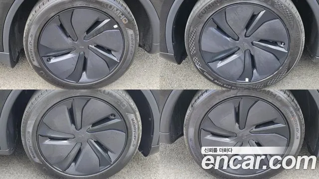 Tesla Model Y 2025 thumb 7