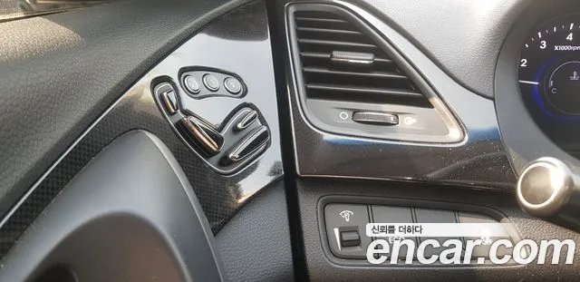 Hyundai Grandeur 2012 thumb 4