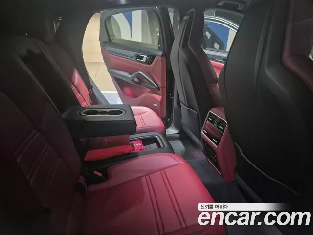 Porsche Cayenne 2020 thumb 8