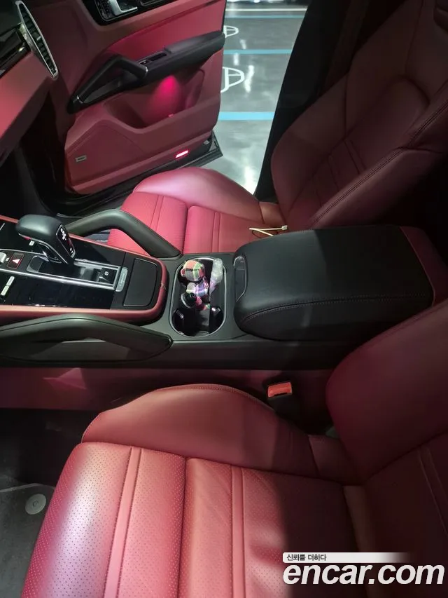 Porsche Cayenne 2020 thumb 7