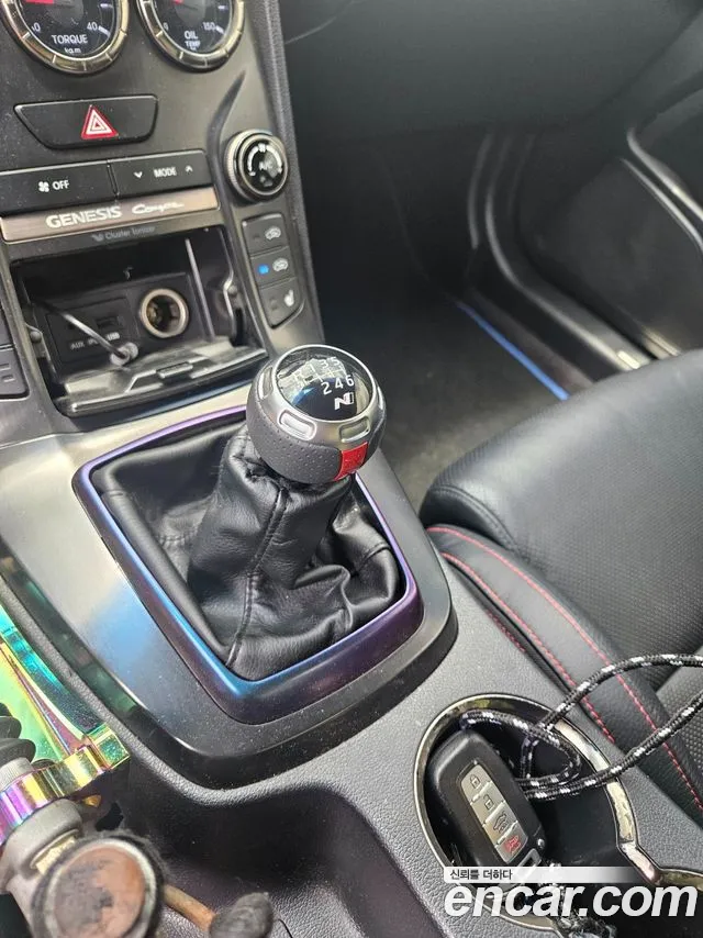 Hyundai Genesis 2013 thumb 9