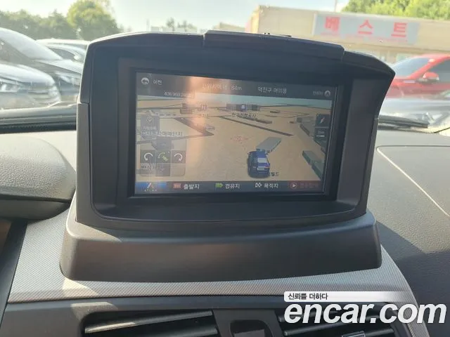 KGM Korando 2014 thumb 11