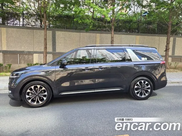 Kia Carnival 2021 thumb 12
