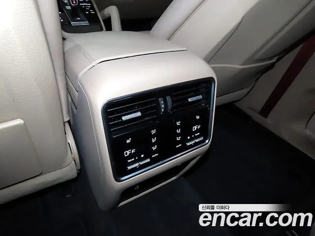 Porsche Cayenne 2022 thumb 11