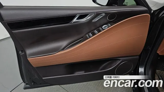 Genesis G80 2022 thumb 2