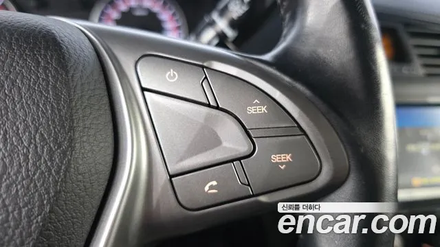 KGM Korando 2015 thumb 4