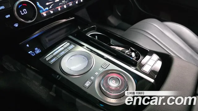 Genesis G80 2022 thumb 9