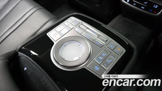 Genesis G80 2022 thumb 4