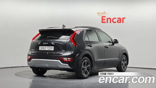 Kia Niro 2022 thumb 4