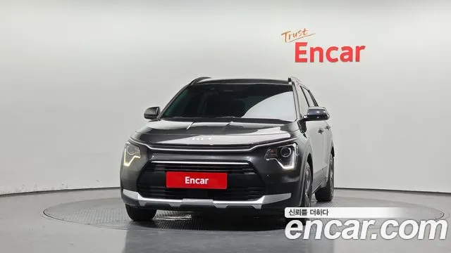 Kia Niro 2022 thumb 2