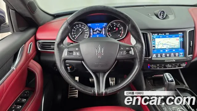 Maserati Levante 2019 thumb 10