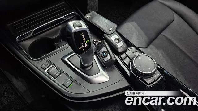 BMW 3 серии 2016 thumb 5