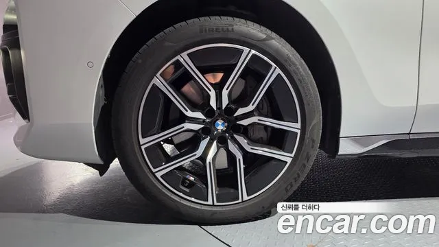 BMW 7 серии 2023 thumb 4