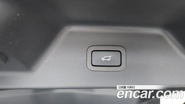 Land Rover Range Rover 2019 thumb 6