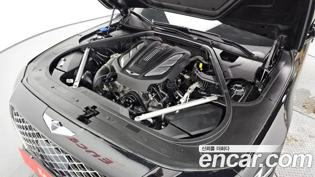 Genesis G90 2019 thumb 11